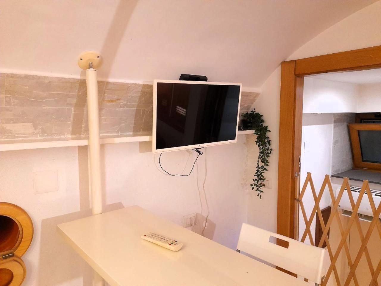 Toledo 27, A Due Passi Da Piazza Del Plebiscito Apartment Naples Exterior photo